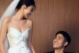 Đoạn clip Hồ Quỳnh Hương quăng giày bỗng viral