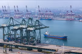 Trung Quốc áp thuế bổ sung lên 125% đối với hàng hóa nhập khẩu từ Mỹ