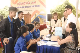 Hội chợ việc làm cho lao động về nước: Cầu nối mở ra cơ hội mới