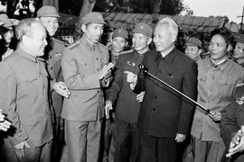 Trọn đời vì nước, vì dân 