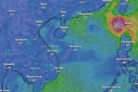 Ứng phó bão Usagi gần Biển Đông sắp thành bão số 9
