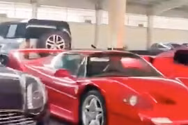 Tổng thống Syria bỏ lại bộ sưu tập xe sang đồ sộ