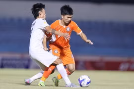 Bảng xếp hạng V-League mới nhất: HAGL vị trí chênh vênh, Nam Định 'chóng mặt' vì Hà Nội