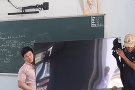 Hiệu trưởng nói gì về việc nhà trường tháo 5 tivi trả phụ huynh?