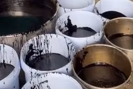 Công an phát hiện 2 vụ sản xuất, buôn bán hàng trăm tấn cà phê giả