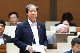 Bộ trưởng Nguyễn Kim Sơn phản hồi về chế độ tiền lương giáo viên mầm non