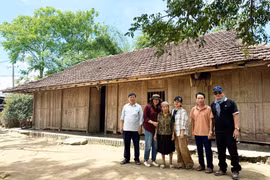 Làng Mông trên cao nguyên