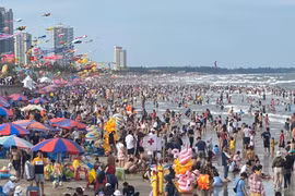 Tháng 5 và hành động quyết liệt