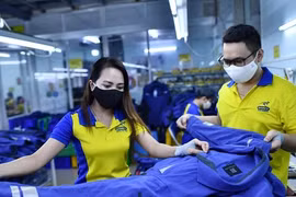 Quy định mới nhất về tiền thưởng cho người lao động trong dịp lễ 30-4 và 1-5