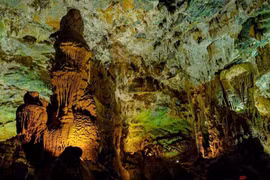 Điểm đến tiết kiệm nhất cho những ai yêu thiên nhiên và văn hóa bản địa độc đáo