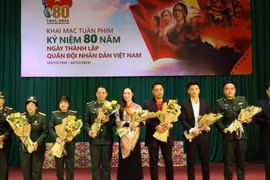 Đào, phở và piano 'lọt' tuần phim kỷ niệm 80 năm thành lập quân đội