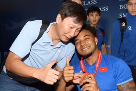 Xuân Son, Quang Hải, Hoàng Đức cùng 3 cầu thủ khác được nhận Huân chương Lao động hạng ba