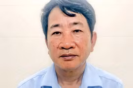 Một cựu giám đốc Bảo hiểm xã hội tỉnh nhận hối lộ định kỳ theo quý