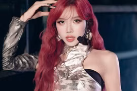 Chị đẹp Việt 'gây sốt' mạng xã hội, báo Trung Quốc liên tục nhắc tên