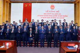 1.000 cán bộ, công chức Bộ Nông nghiệp và Môi trường xin nghỉ sớm, có nhiều lãnh đạo