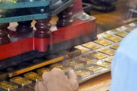 Giá vàng hôm nay, 23-11: Tăng mạnh