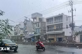 Các tỉnh Bắc Bộ và Bắc Trung Bộ có mưa dông, trời rét