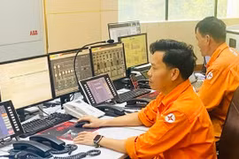 Anh Đỗ Thanh Phong là tác giả sáng kiến “Điều khiển xa từ DCS hệ thống thông gió Nhà máy Thủy điện Ialy” được áp dụng từ năm 2022 đến nay và được EVN công nhận. Ảnh: Đ.Y