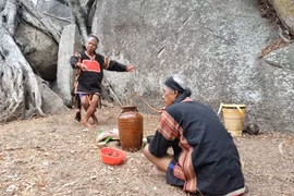 Lễ cầu mưa trên đỉnh núi thần: Di sản đặc biệt