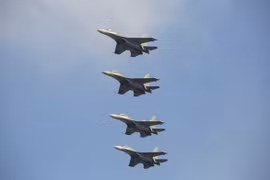 Phi đội trực thăng, tiêm kích trình diễn gì sáng 30/4?