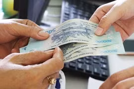 Cán bộ nghỉ việc khi tinh gọn bộ máy không được nhận thêm hỗ trợ của địa phương. Ảnh minh họa. Nguồn luatvietnam.vn