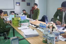 Vụ sữa bột giả: Hai 'ông trùm' chi 150.000 USD để 'chạy án'