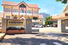 Hàng ngàn giáo viên ở Đắk Lắk bị thu hồi tiền phụ cấp ưu đãi