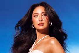 Cô gái cao 1,75 m, thành tích học tập 'khủng' gây chú ý tại Miss Cosmo Vietnam