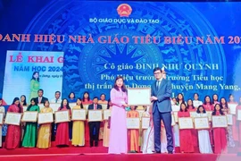 Cô giáo Đinh Như Quỳnh (Trường Tiểu học thị trấn Kon Dơng số 2, huyện Mang Yang)được Bộ Giáo dục và Đào tạo vinh danh nhà giáo tiêu biểu năm 2024 (ảnh nhân vật cung cấp).