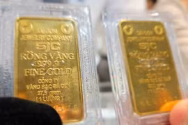 Giá vàng hôm nay 31-3: Giá vàng miếng SJC vượt 101 triệu đồng/lượng