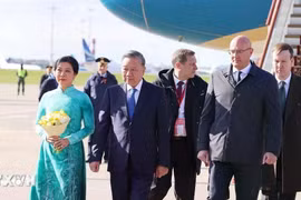 Tổng Bí thư bắt đầu thăm chính thức Nga và dự kỷ niệm 80 năm Ngày Chiến thắng