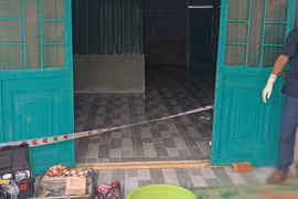 Người đàn ông đầu thú sau khi sát hại vợ cũ