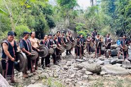 Mở lối du lịch từ văn hóa địa phương