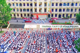 Hi hữu: Hội đồng thi nhập nhầm điểm, thí sinh trượt thành đậu 'thủ khoa lớp 10'