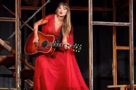 Taylor Swift phá kỷ lục của Madonna