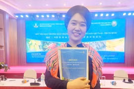 Nữ giám đốc với thương hiệu hồng sấy dẻo treo gió