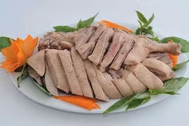 Ba nhóm người cần hạn chế ăn thịt vịt