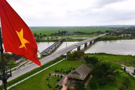 Ngẫm suy miền 'Gió Lào, Cát Trắng' - Kỳ 1: Nghe những dòng sông kể chuyện