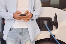 Pin xe điện có phạm vi di chuyển 800 km cho một lần sạc