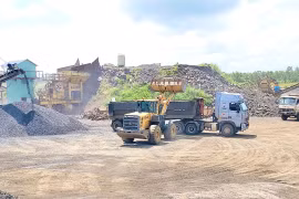 Sở Nông nghiệp và Môi trường sẽ tham mưu UBND tỉnh lập kế hoạch đấu giá quyền khai thác khoáng sản phục vụ thi công Dự án cao tốc Quy Nhơn-Pleiku. Ảnh: M.P