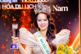 Thêm một hoa hậu vừa đăng quang tại Việt Nam