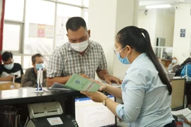 Mức đóng BHXH bắt buộc năm 2025, có thay đổi theo luật BHXH 2024?