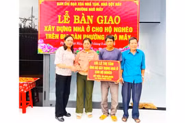 Huy động nguồn vốn xã hội hóa để xóa nhà tạm, nhà dột nát