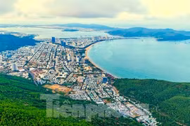 Bình Định: Phát hiện nơi ngắm trọn phố biển Quy Nhơn 'thức giấc'