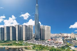 Nhờ đâu Vingroup của tỉ phú Phạm Nhật Vượng có doanh thu cao nhất lịch sử?