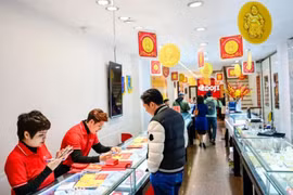 Tăng tới 1,5 triệu đồng, giá vàng miếng trở lại mốc 100,4 triệu đồng mỗi lượng