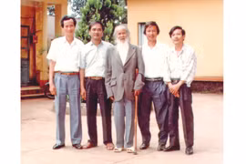 Kỷ niệm với bác Núp 