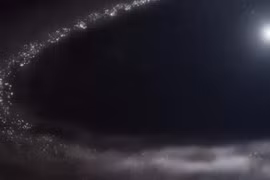 Lần đầu phát hiện nước băng ngoài hệ mặt trời