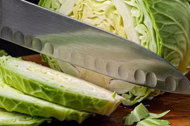 Bắp cải giúp ngăn ngừa những loại ung thư nào?