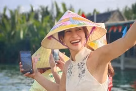 Công chúa giải trí Thái Lan đến Hội An